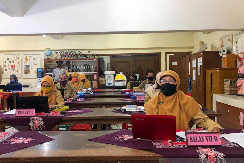 sekolah tatap muka